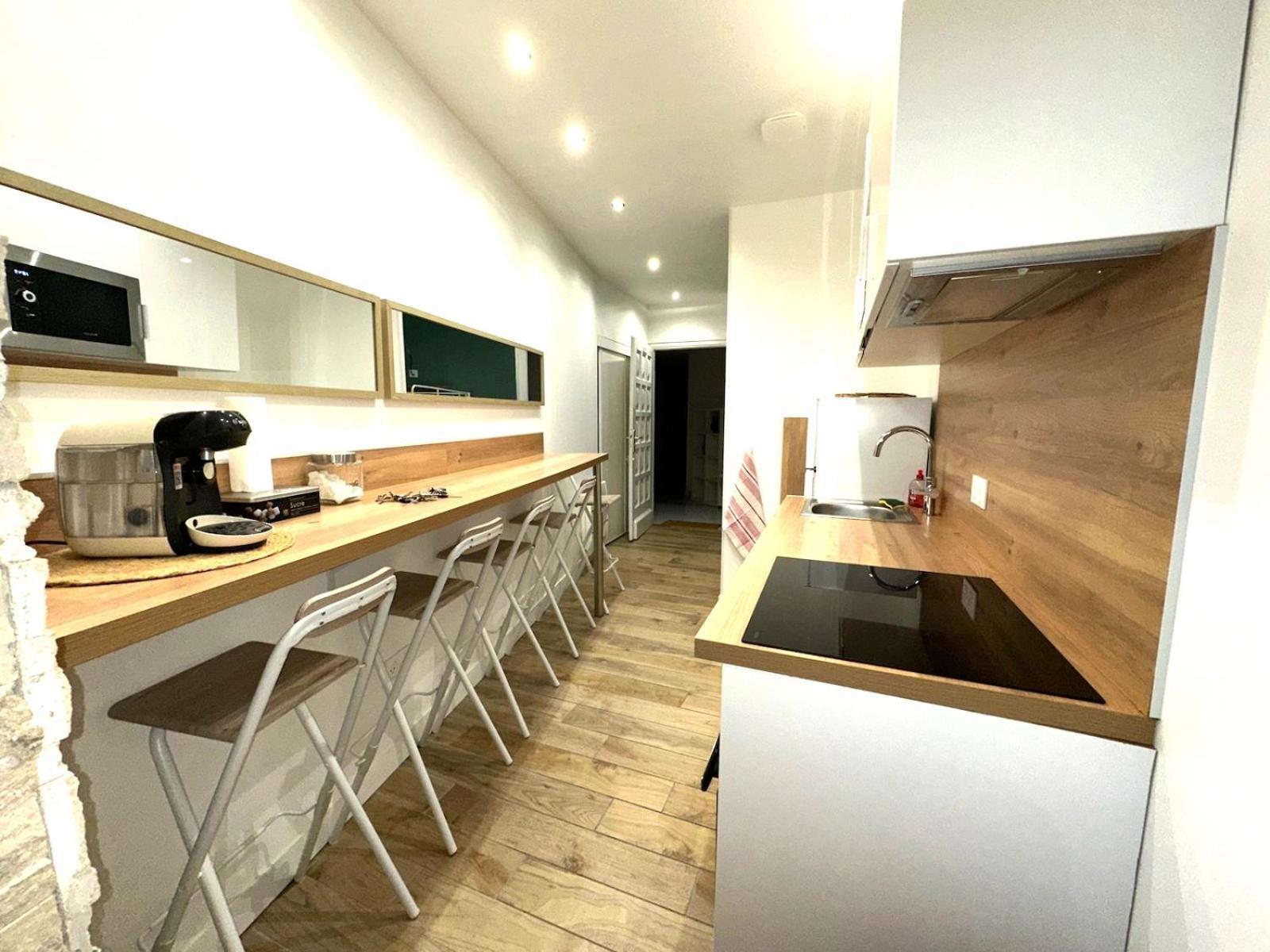 Apartment Bastia F1 Type Loft Plein Centre, Calme, Clim, Refait A Neuf Et A 200m Du Port Bastia (Corsica)