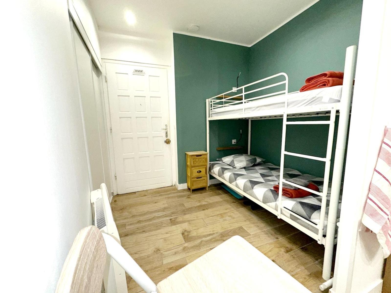 Bastia F1 Type Loft Plein Centre, Calme, Clim, Refait A Neuf Et A 200m Du Port * Bastia (Corsica)